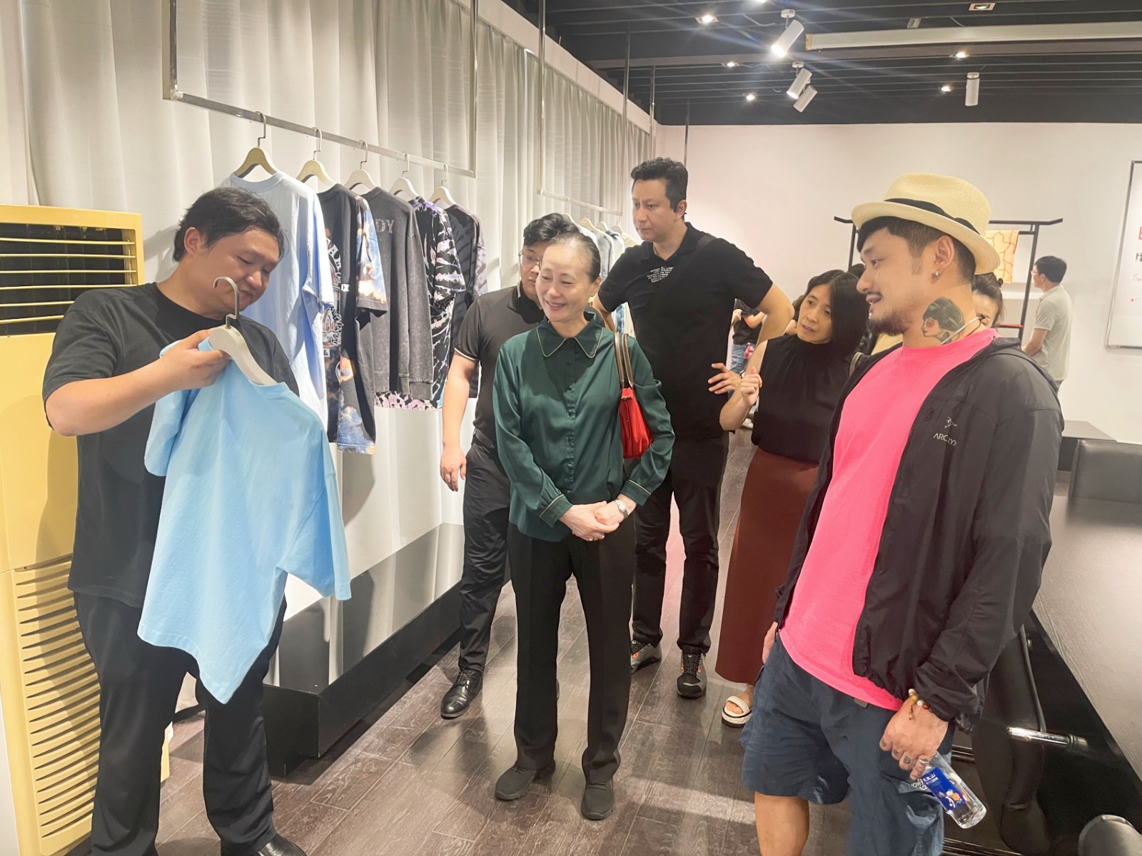 1690022773124977.jpg 3.jpg