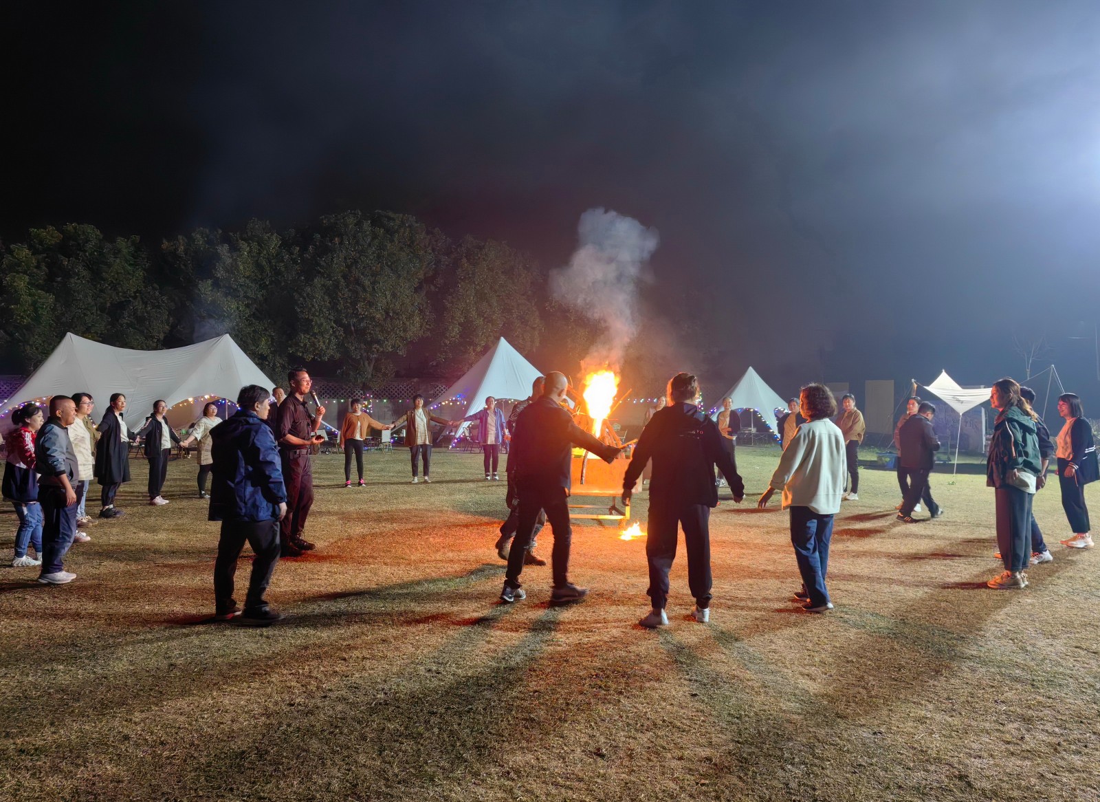 篝火1.jpg